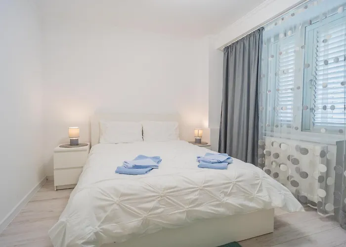 Luxury 2Br On Decebal Avenue Apartment Bucureşti